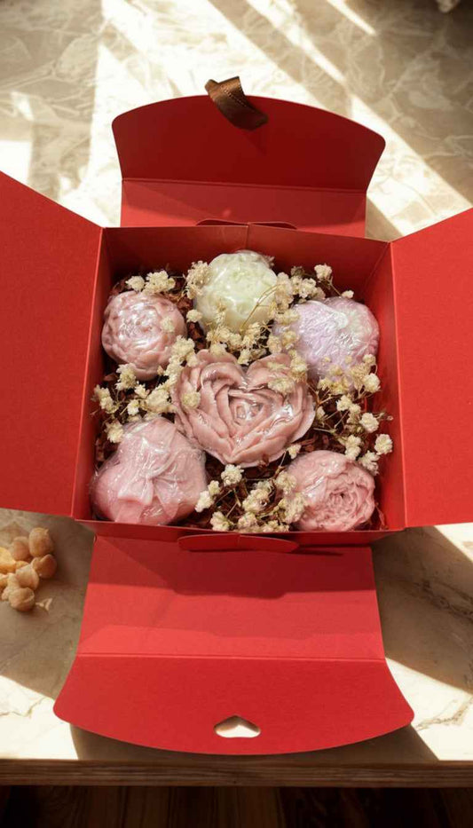 Lumibox – Luxe Cadeaudoos met Geur, Bloemen en Betekenis